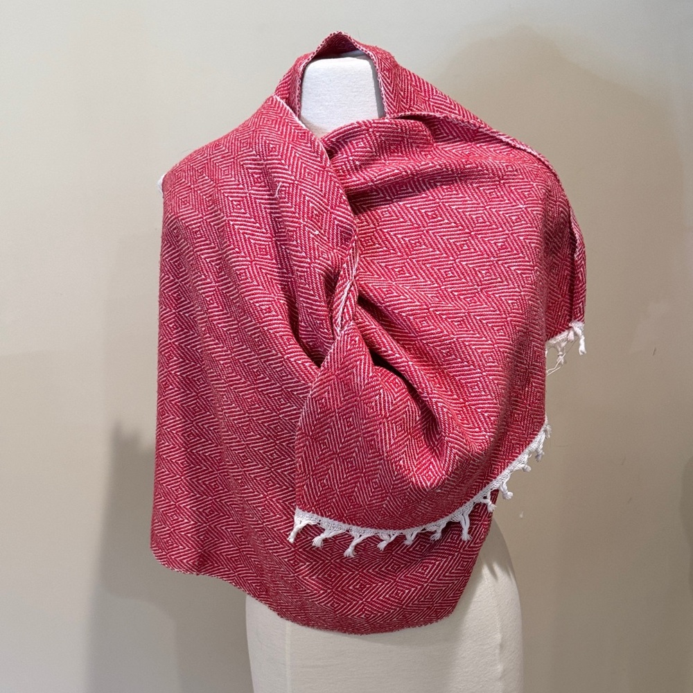Elegant Red Diamond Pattern Shawl. cotton